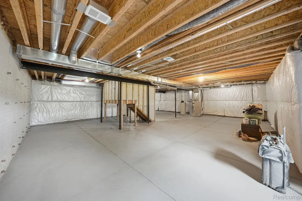 3898 Albatross Court Rochester Hills City MI 48309