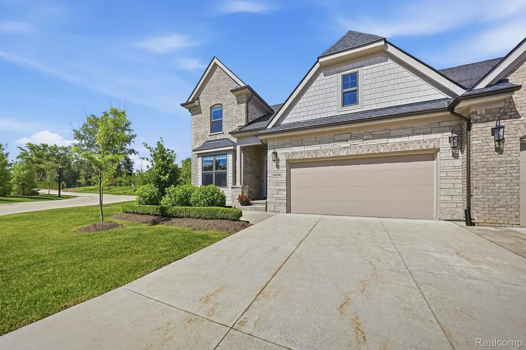 3898 Albatross Court Rochester Hills City MI 48309