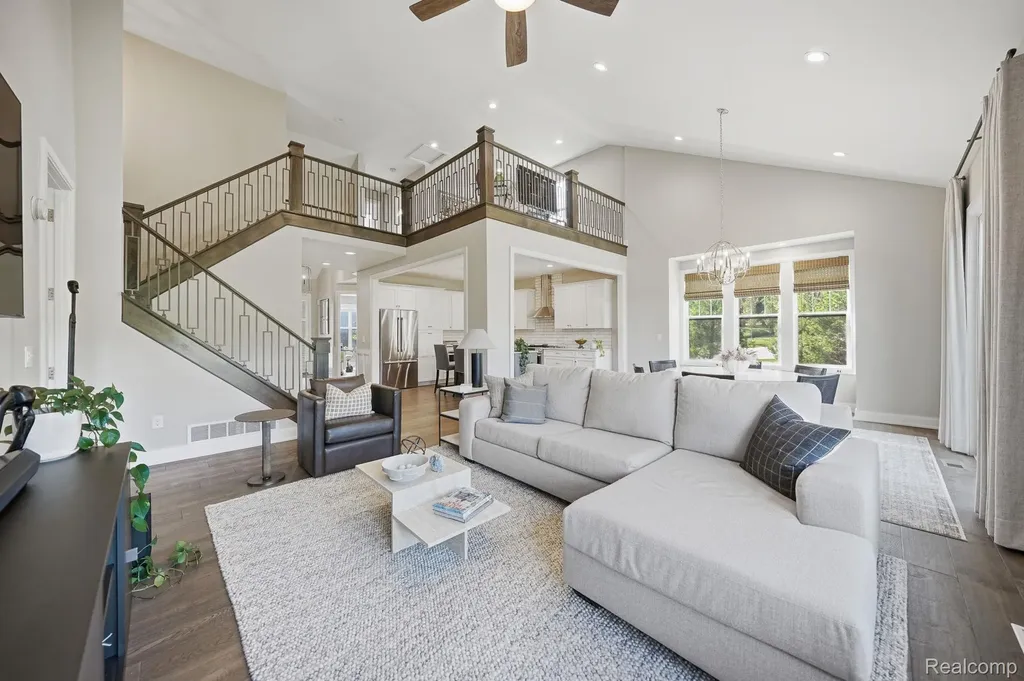3898 Albatross Court Rochester Hills City MI 48309