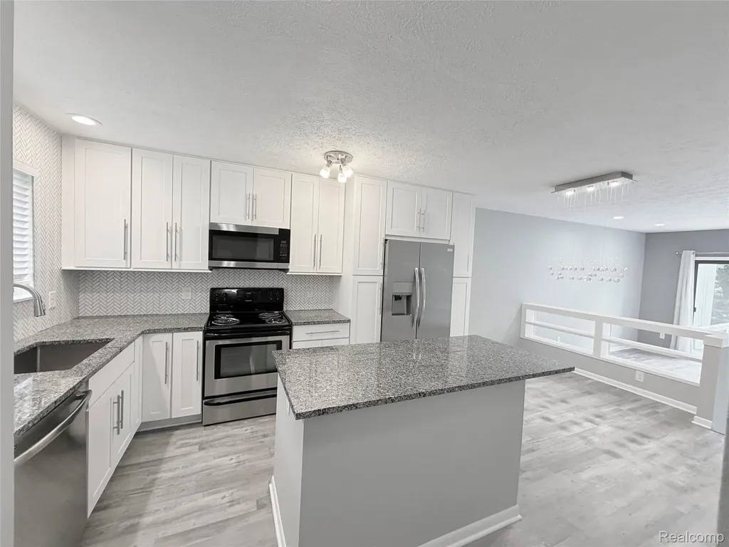2118 Blue Lac Drive Meridian Charter Township MI 48840