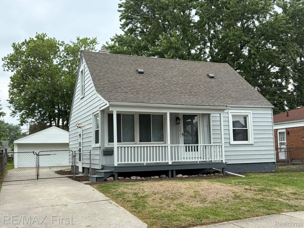 22921 Gaukler Street St. Clair Shores City MI 48080