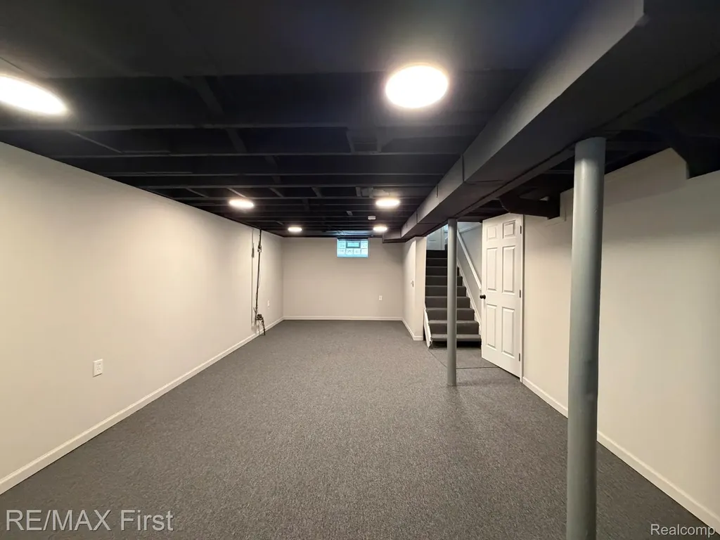 22921 Gaukler Street St. Clair Shores City MI 48080