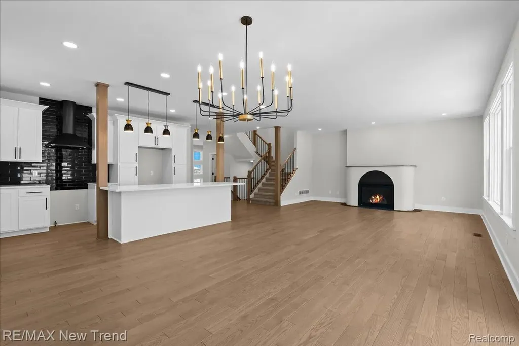 203 Mountain View Lane Milford Village MI 48381