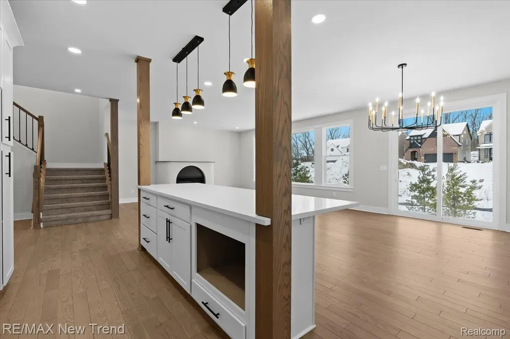 203 Mountain View Lane Milford Village MI 48381