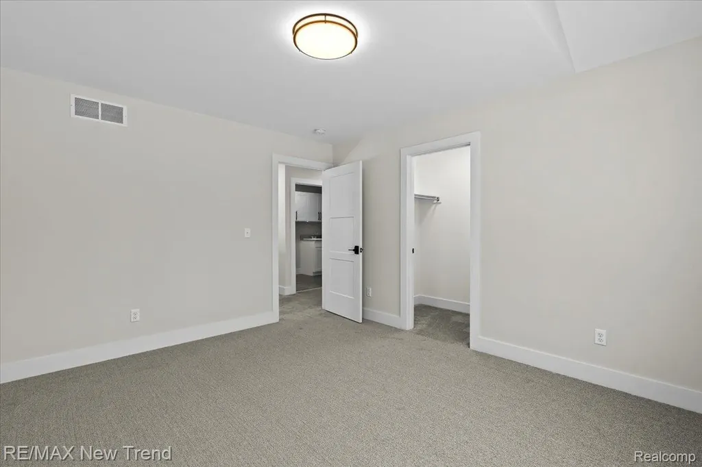 203 Mountain View Lane Milford Village MI 48381