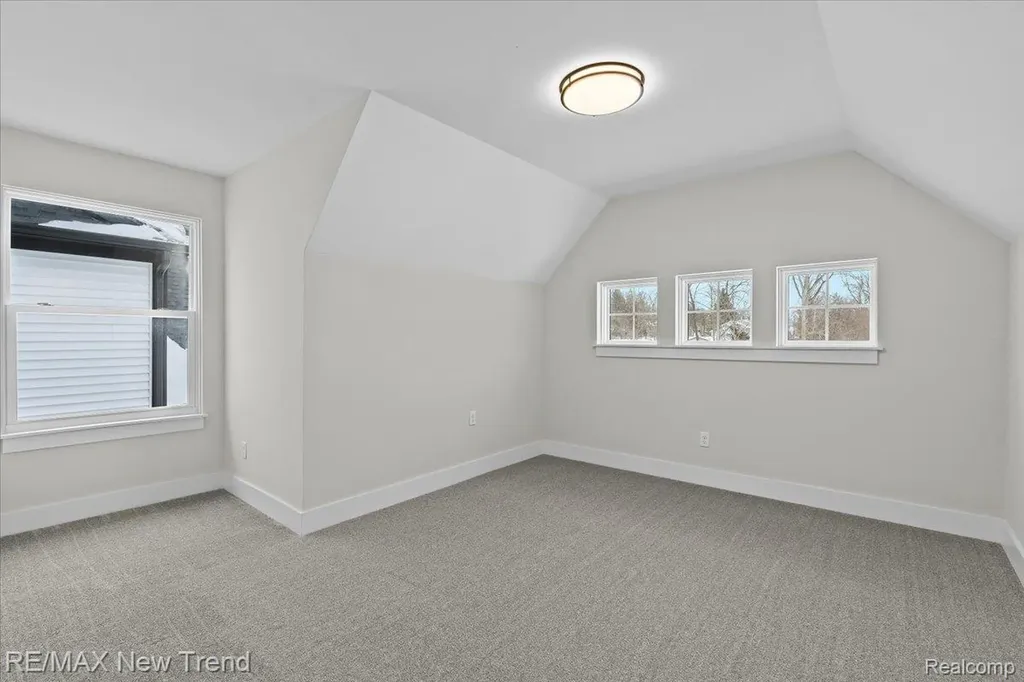 203 Mountain View Lane Milford Village MI 48381