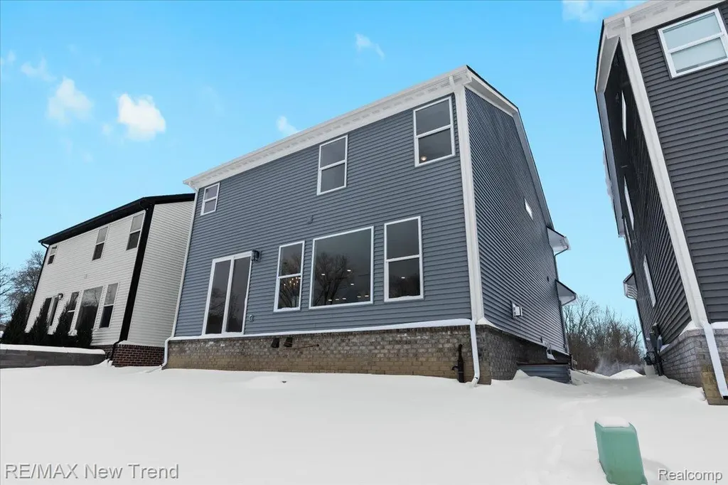 203 Mountain View Lane Milford Village MI 48381