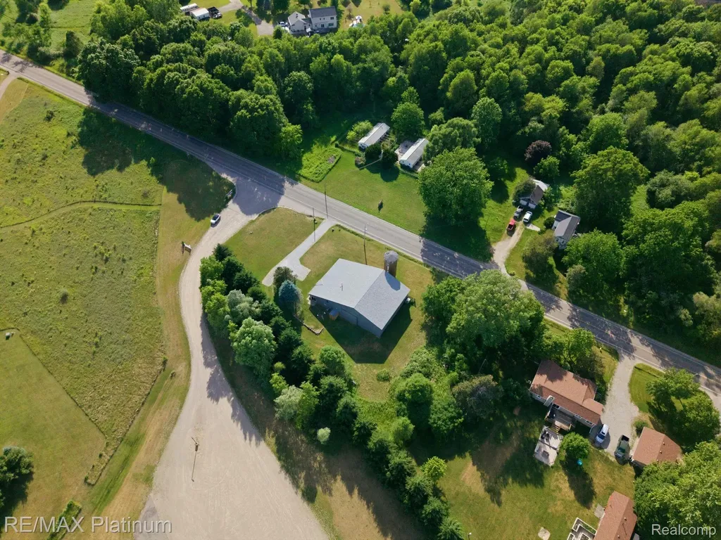 15921 W M 36 Putnam Township MI 48169