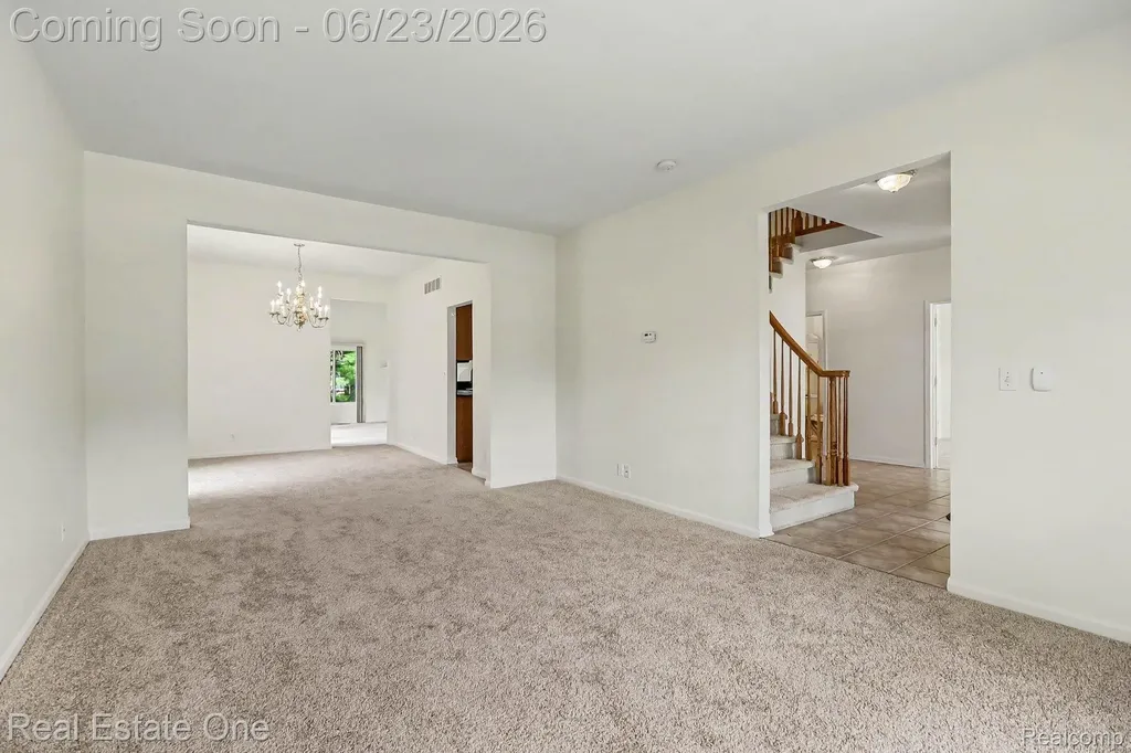 2106 Cattail Circle Rochester Hills City MI 48309