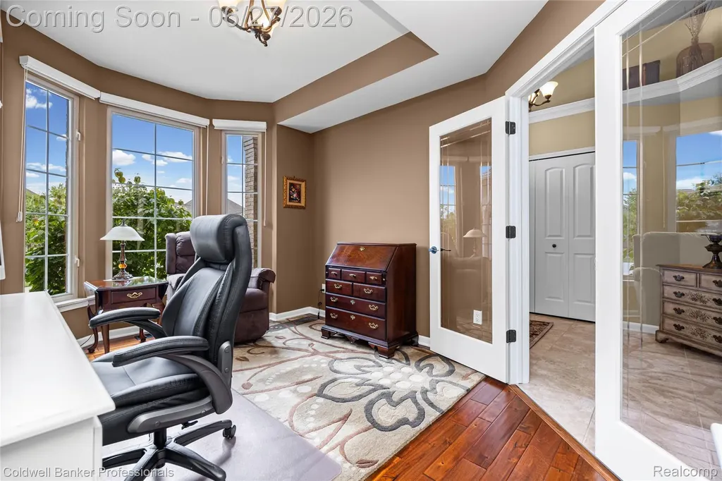 16238 Via Mera Macomb Township MI 48042