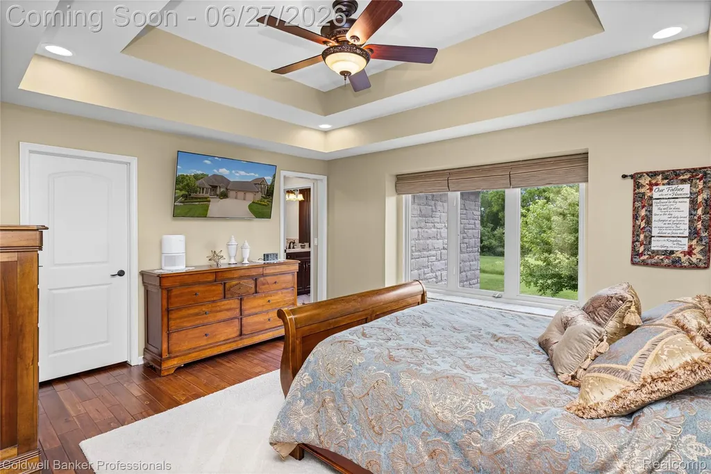 16238 Via Mera Macomb Township MI 48042