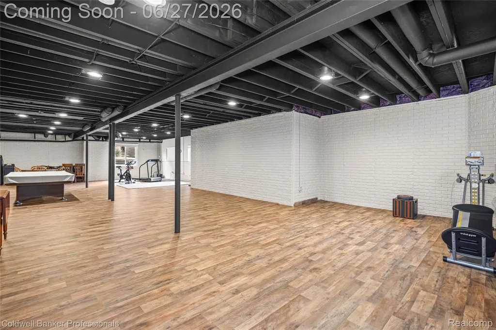 16238 Via Mera Macomb Township MI 48042