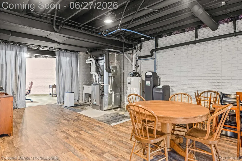 16238 Via Mera Macomb Township MI 48042