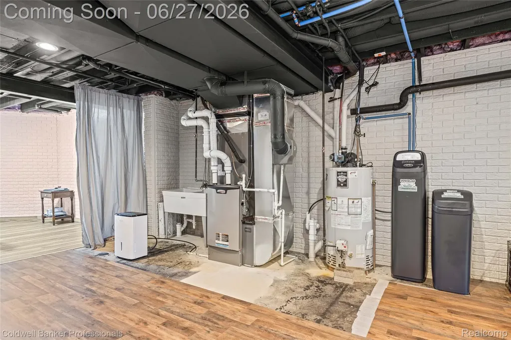 16238 Via Mera Macomb Township MI 48042