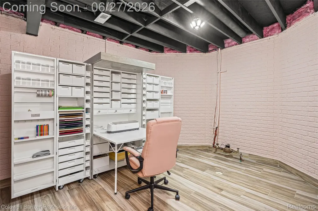 16238 Via Mera Macomb Township MI 48042