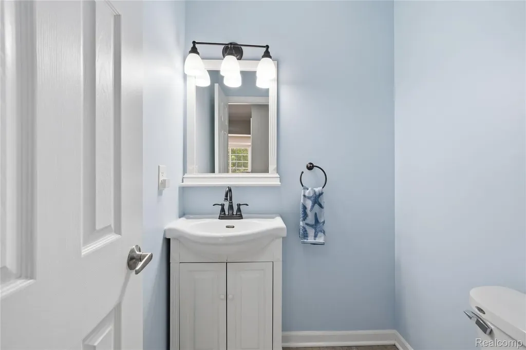 1319 Wagon Wheel Lane Rochester Hills City MI 48306