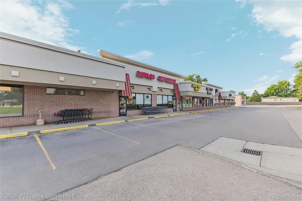 36886 Ryan Road Macomb Township MI 48310