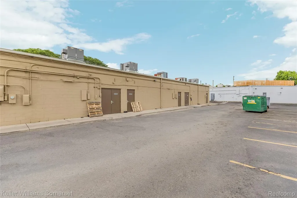 36886 Ryan Road Macomb Township MI 48310