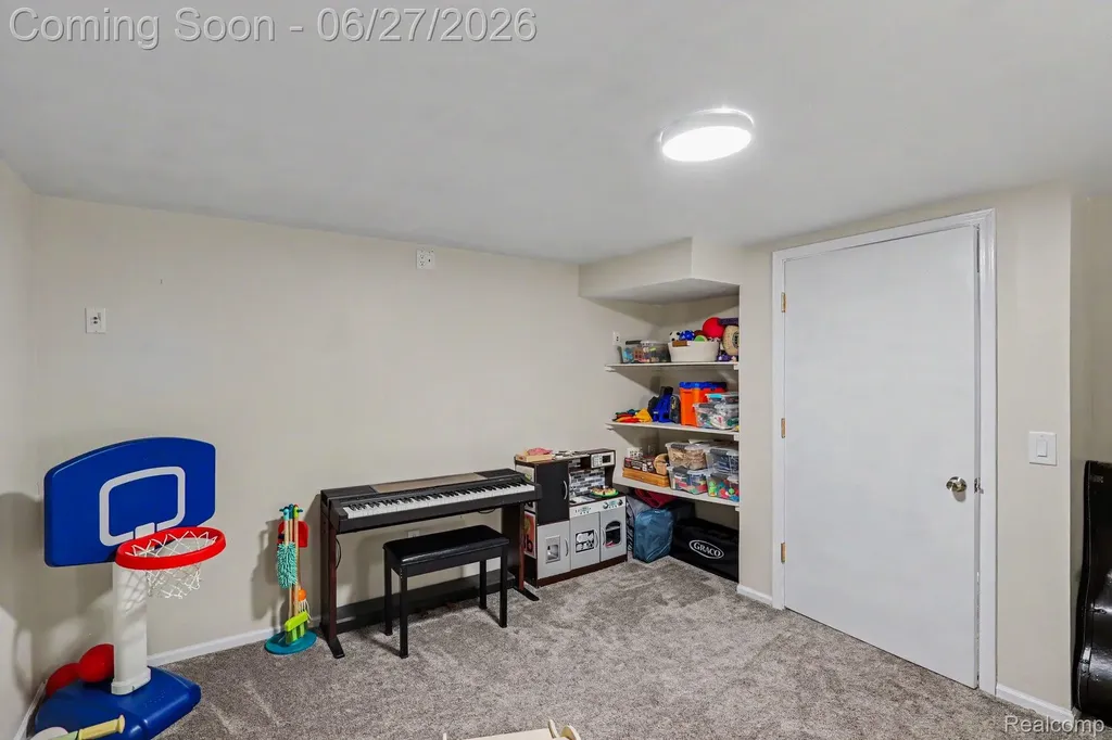 5134 Old Cove Road Independence Charter Township MI 48346