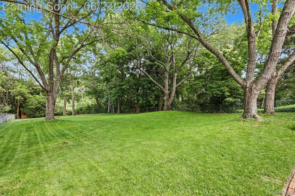 5134 Old Cove Road Independence Charter Township MI 48346