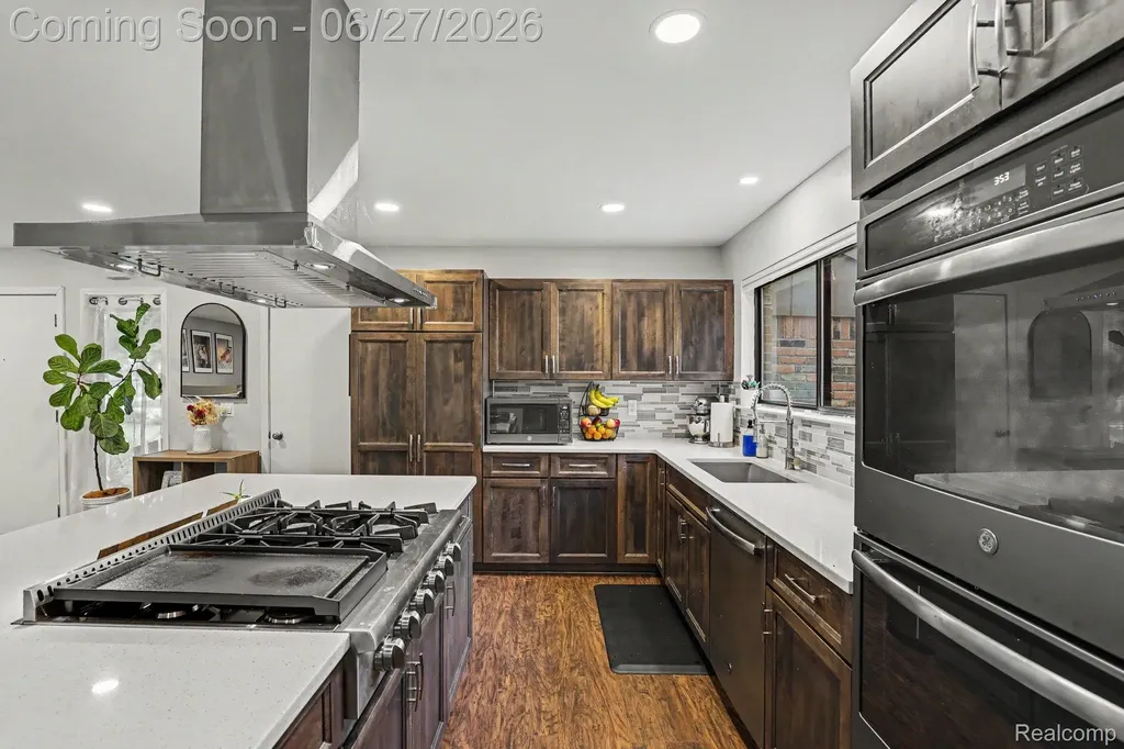 5134 Old Cove Road Independence Charter Township MI 48346