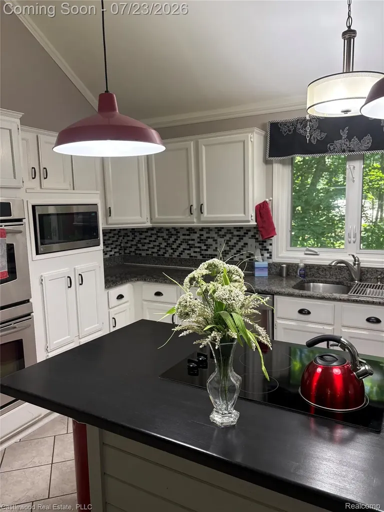 4100 Stockemer White Lake Charter Township MI 48383