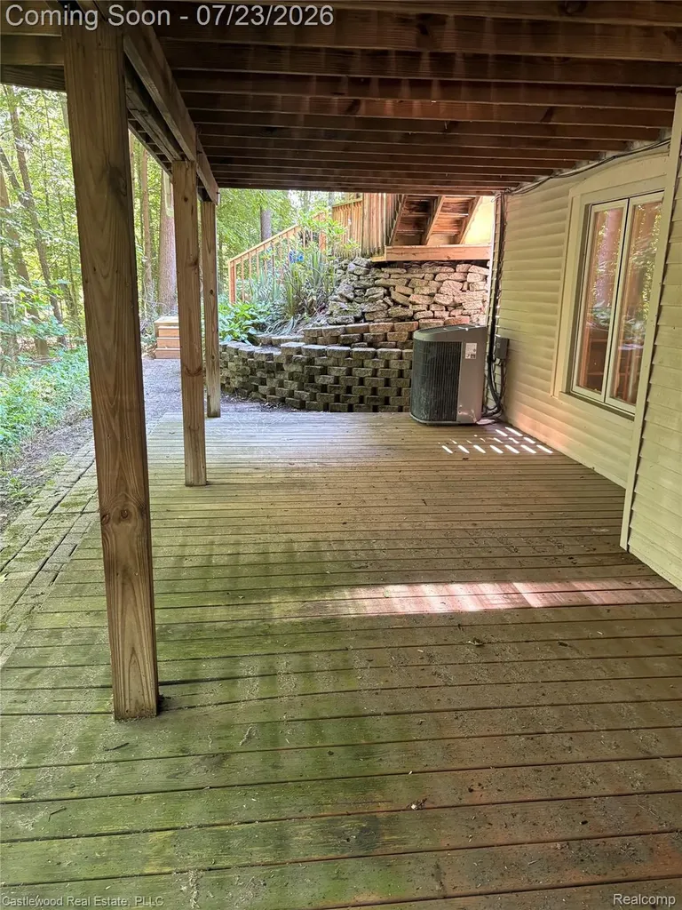 4100 Stockemer White Lake Charter Township MI 48383