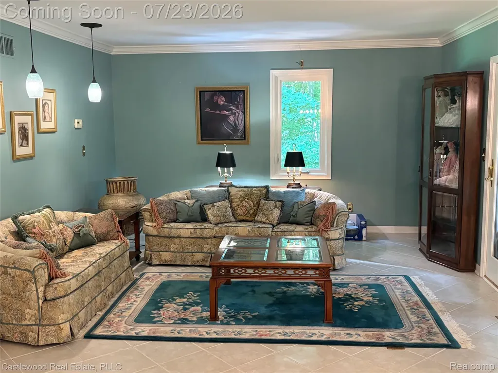 4100 Stockemer White Lake Charter Township MI 48383