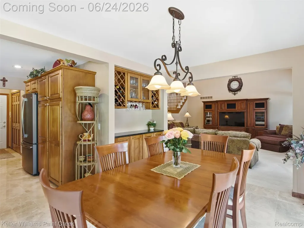 14863 Towering Oaks Drive Shelby Charter Township MI 48315