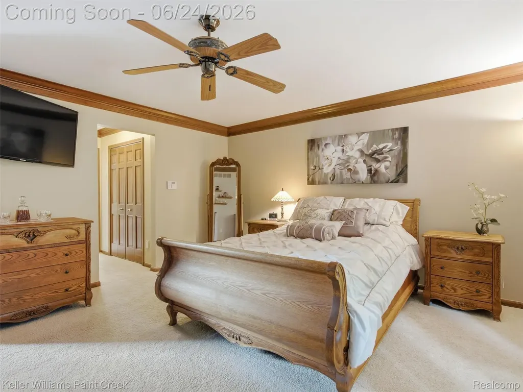 14863 Towering Oaks Drive Shelby Charter Township MI 48315