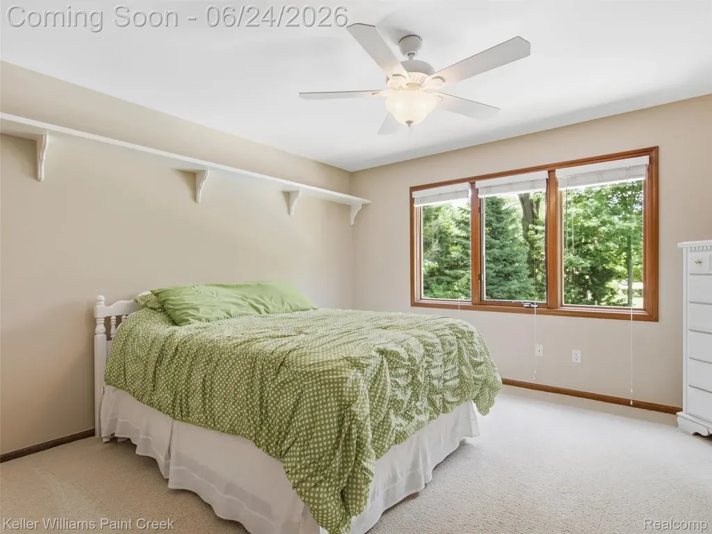 14863 Towering Oaks Drive Shelby Charter Township MI 48315