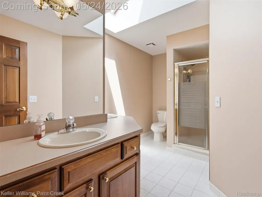 14863 Towering Oaks Drive Shelby Charter Township MI 48315