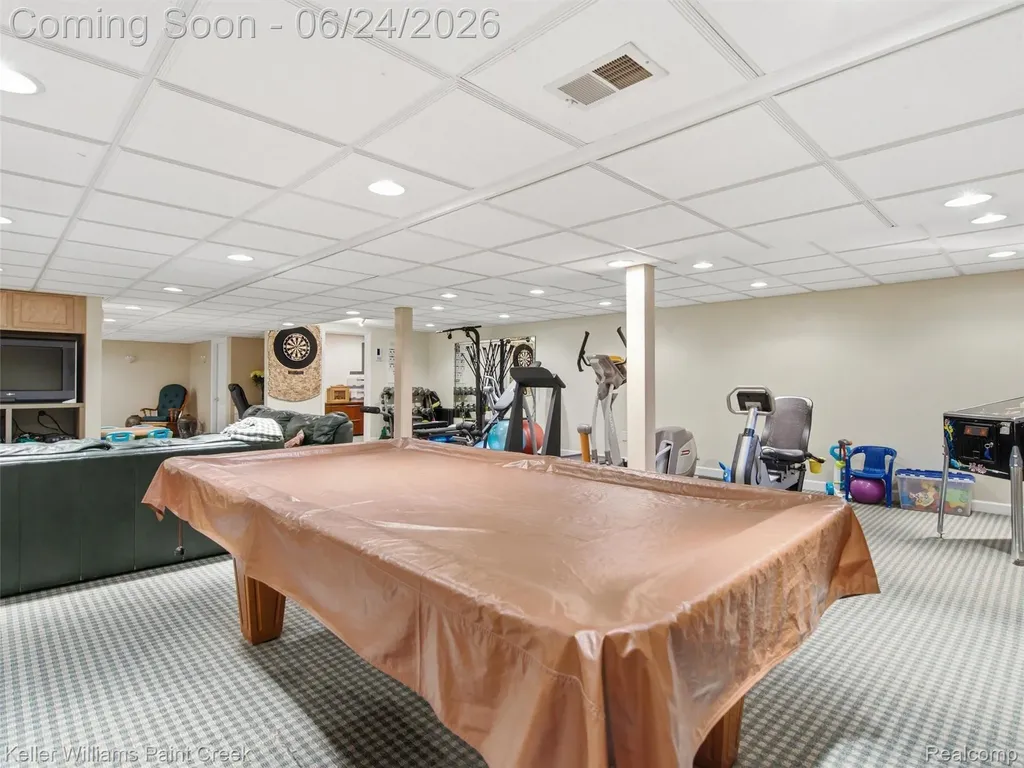 14863 Towering Oaks Drive Shelby Charter Township MI 48315