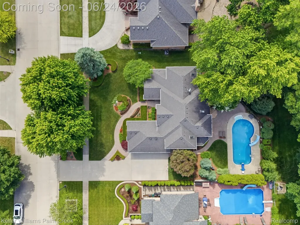14863 Towering Oaks Drive Shelby Charter Township MI 48315