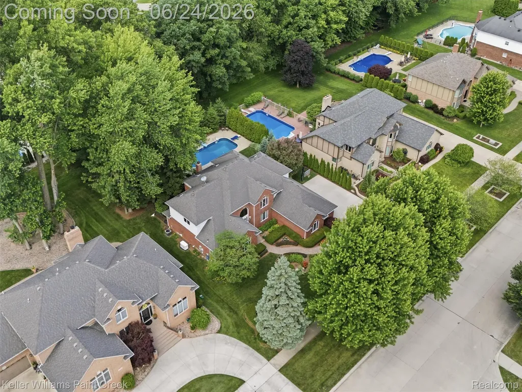 14863 Towering Oaks Drive Shelby Charter Township MI 48315