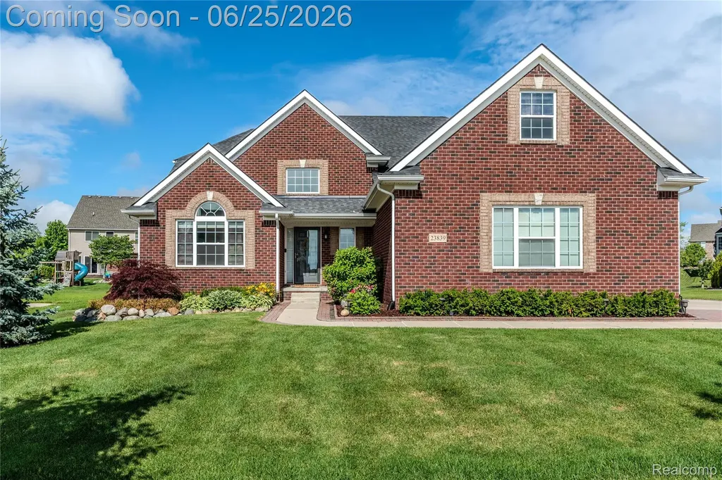 Lyon Charter Township MI, 23839 Enclave Drive