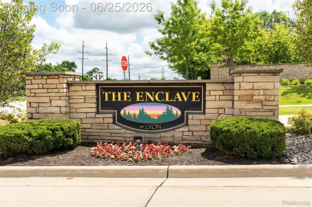 23839 Enclave Drive Lyon Charter Township MI 48178