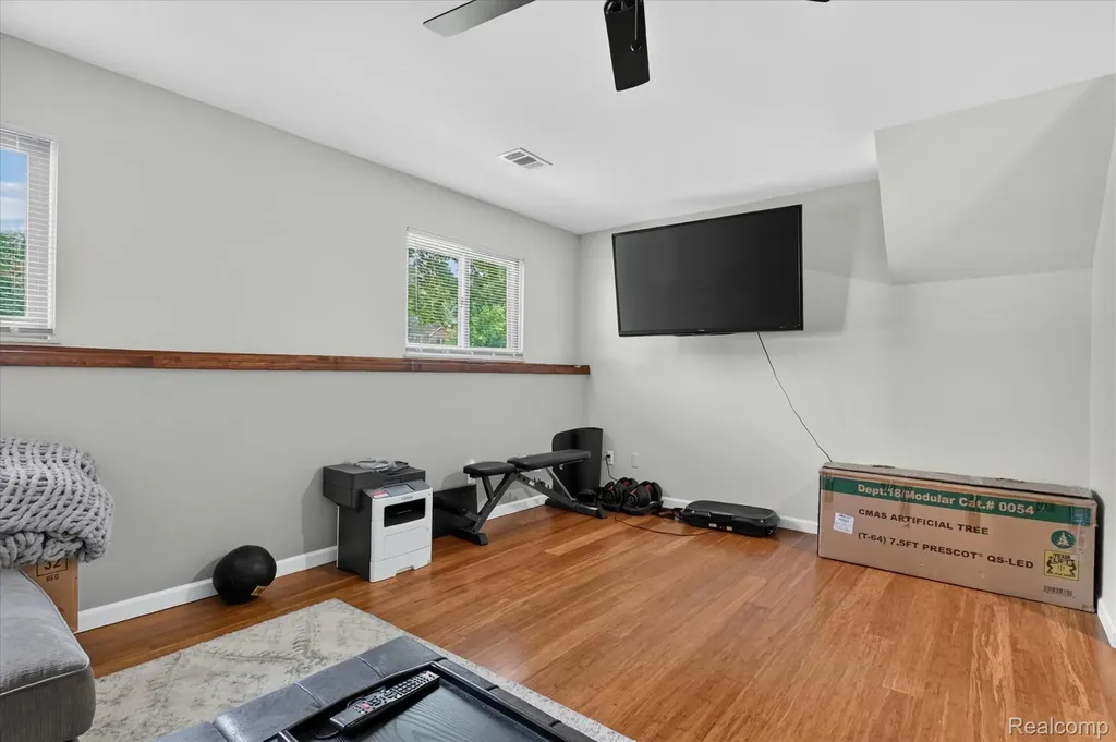 4903 Cape Town Highland Charter Township MI 48356