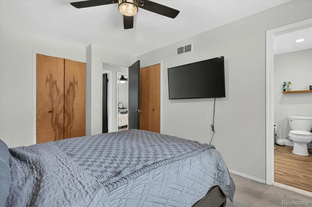 4903 Cape Town Highland Charter Township MI 48356