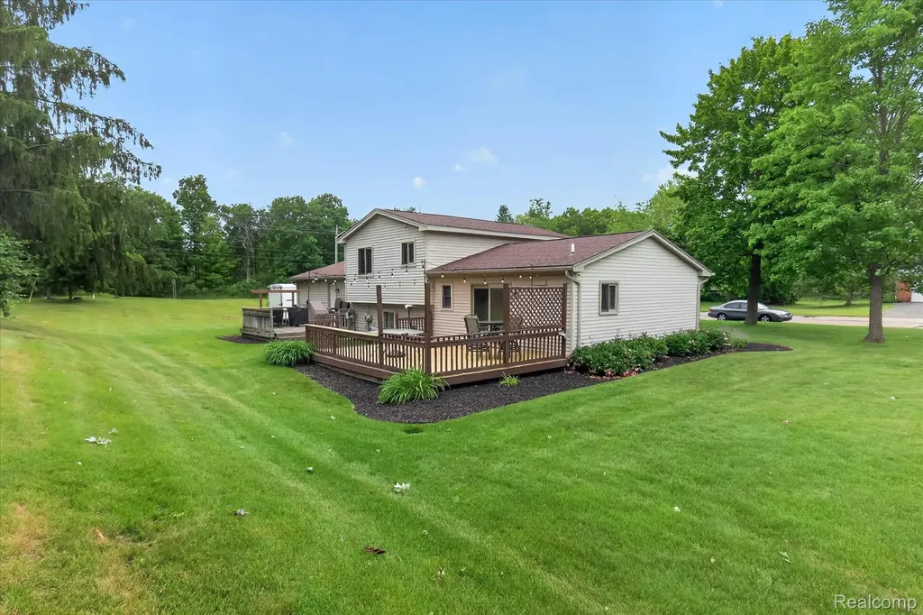 4903 Cape Town Highland Charter Township MI 48356