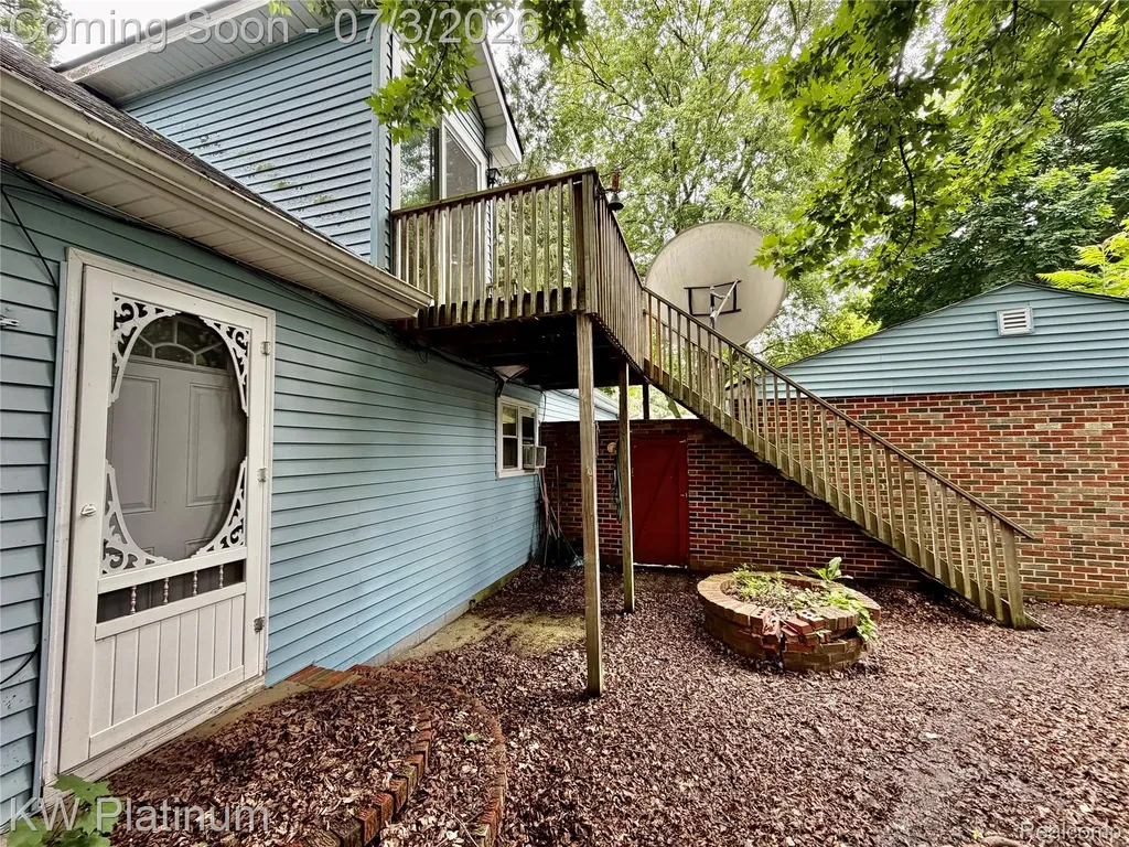 7955 Lakeshore Road Burtchville Township MI 48059