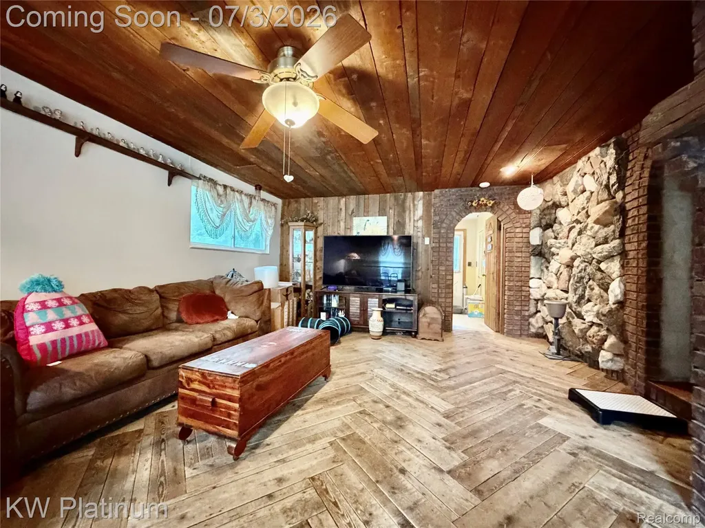 7955 Lakeshore Road Burtchville Township MI 48059