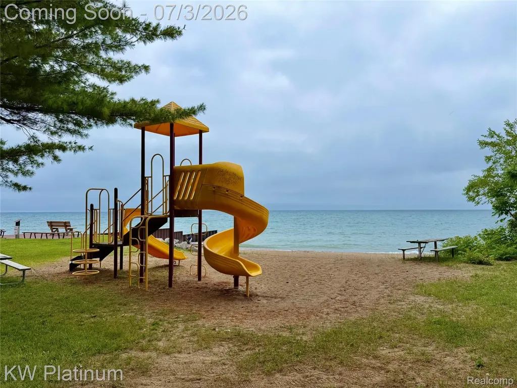 7955 Lakeshore Road Burtchville Township MI 48059