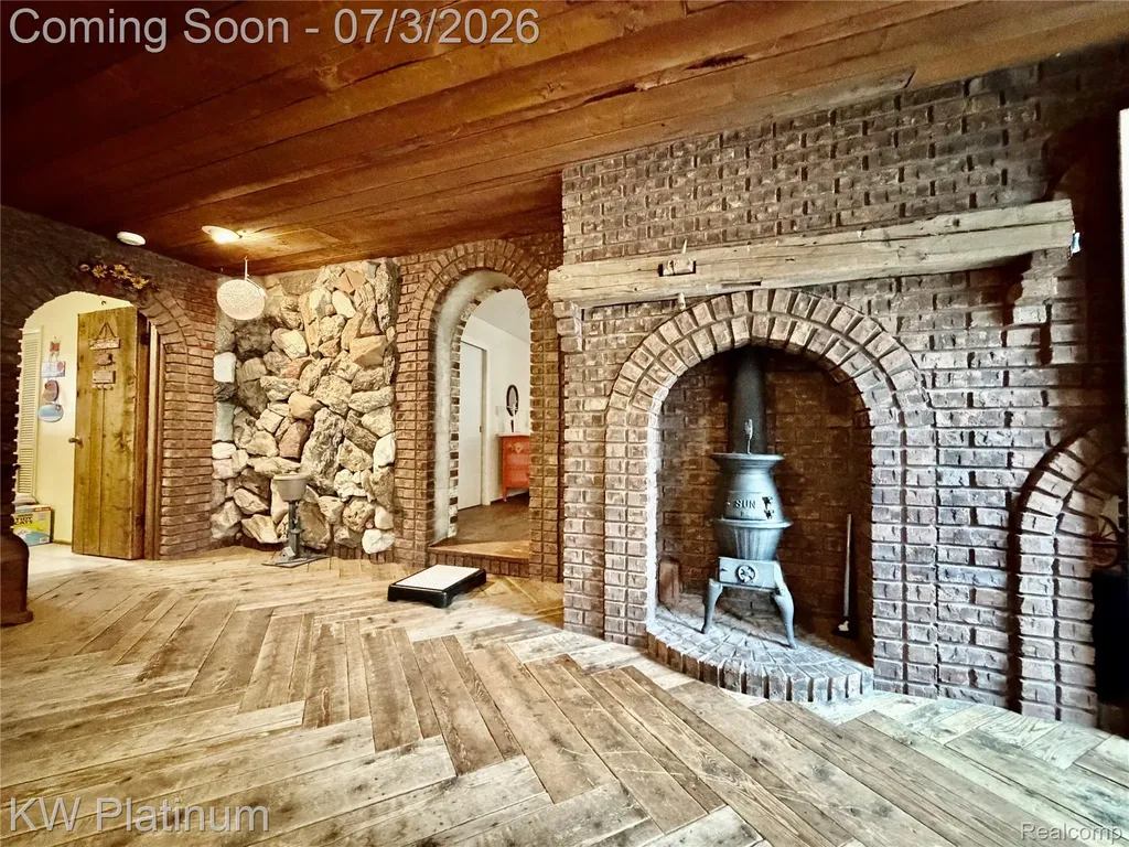 7955 Lakeshore Road Burtchville Township MI 48059