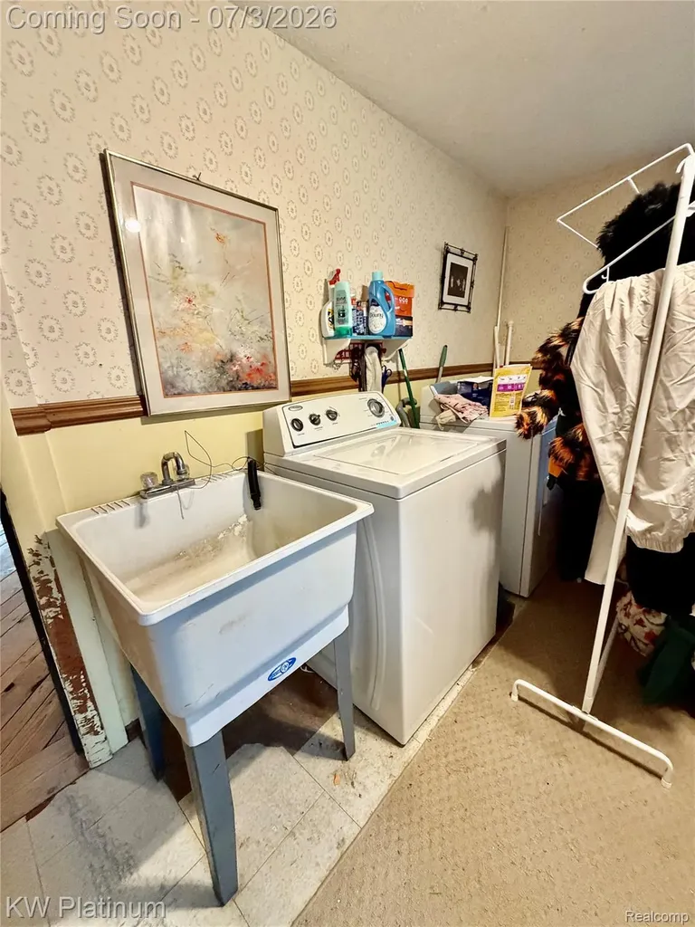 7955 Lakeshore Road Burtchville Township MI 48059