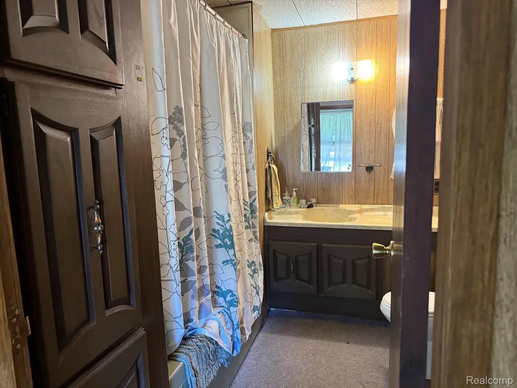 5680 Oakridge Drive Caseville Township MI 48725