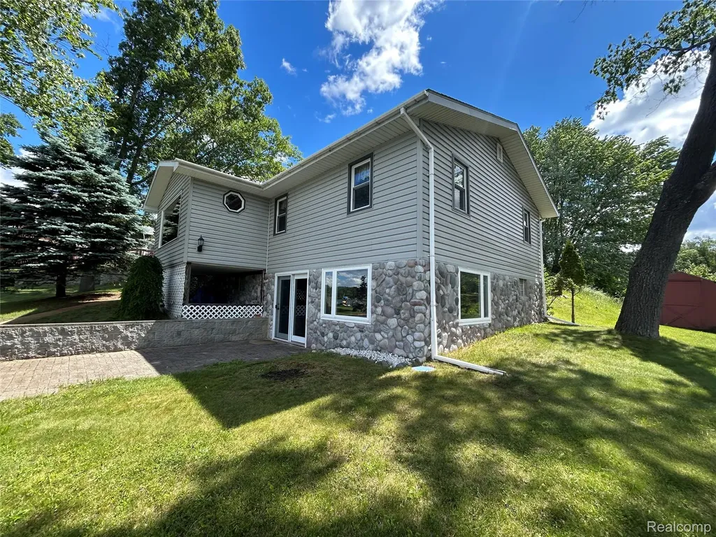 1931 Easy Street Grant Township MI 48748