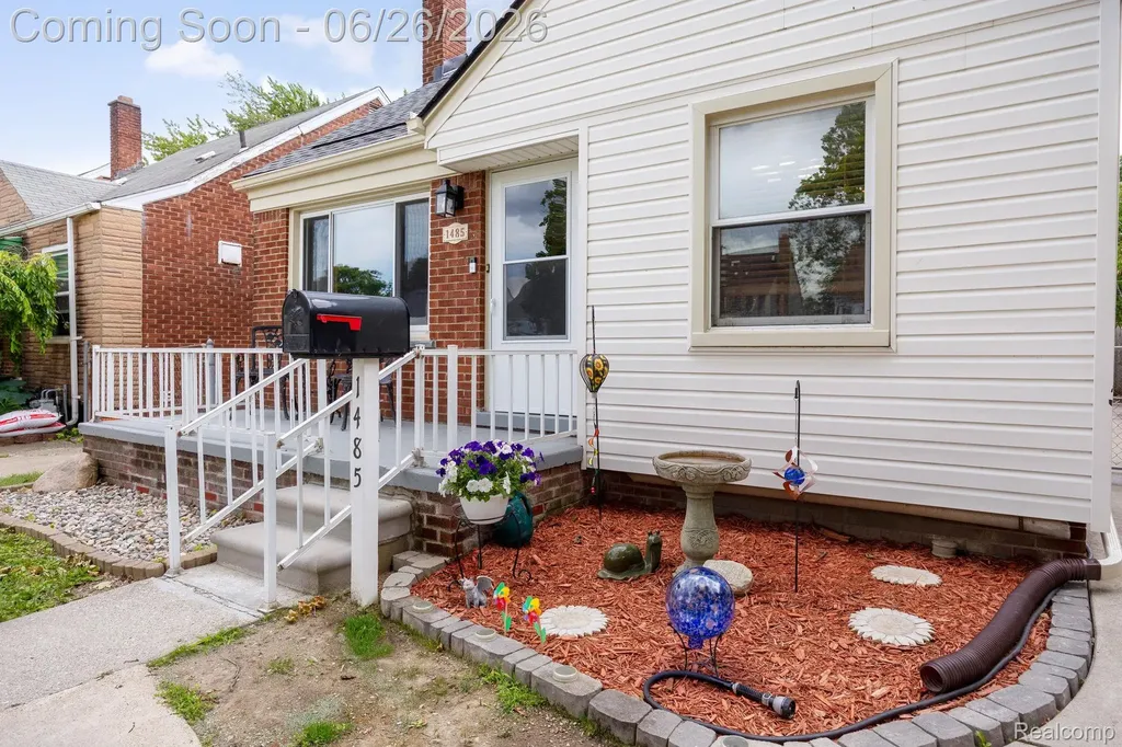 1485 Cleveland Avenue Lincoln Park City MI 48146
