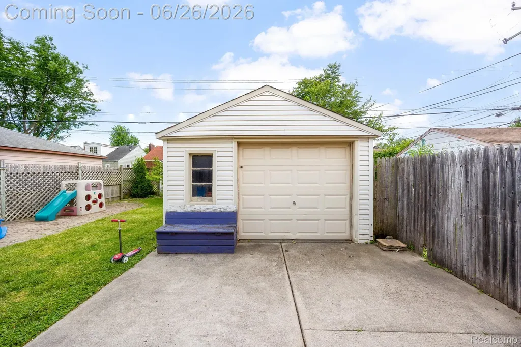1485 Cleveland Avenue Lincoln Park City MI 48146