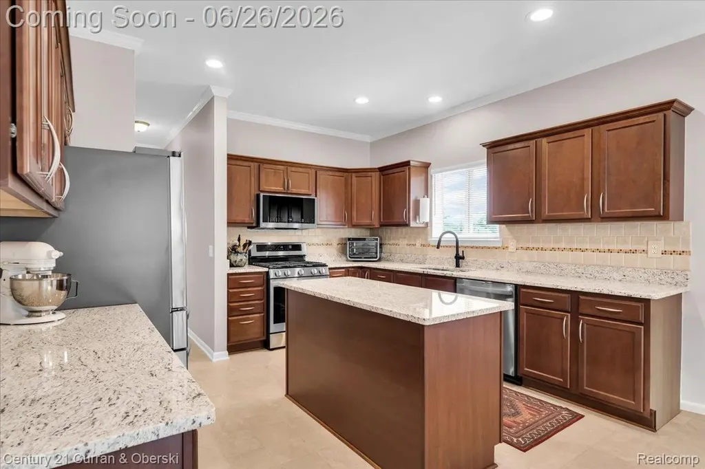 27099 Celtic Drive Flat Rock City MI 48134